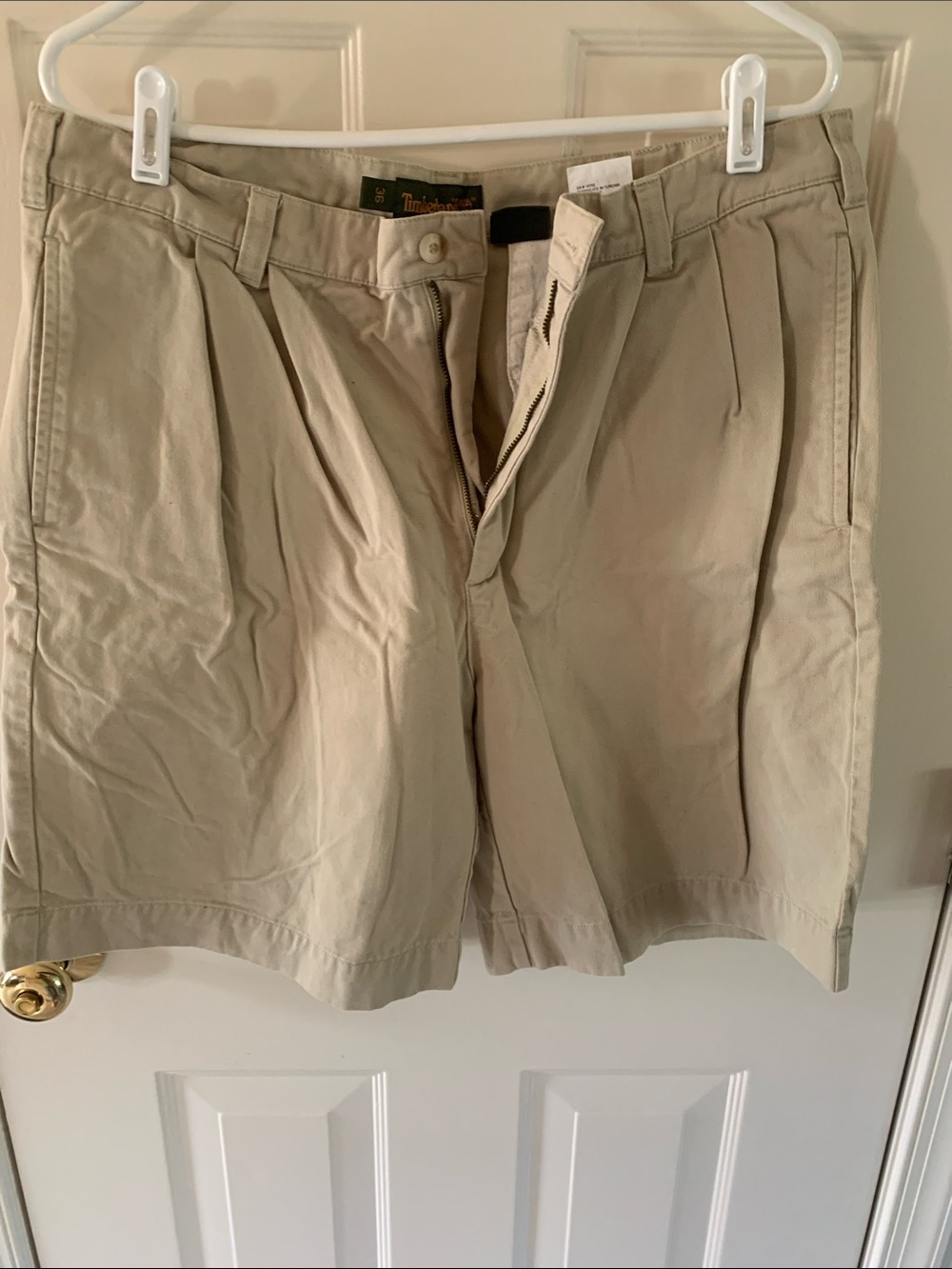 Timberland Men’s Tan Pleated Cotton Shorts